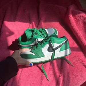 2020 Air Jordan 1 Low in pine green purchased on the Goat App